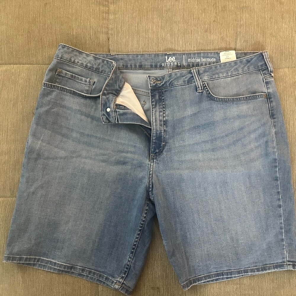 Lee Riders Jean Shorts Midrise Bermuda Size 22